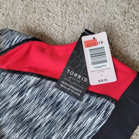 NWT Torrid Active Red and Gray Performance Sports Bra 1 - Picture 4 of 9